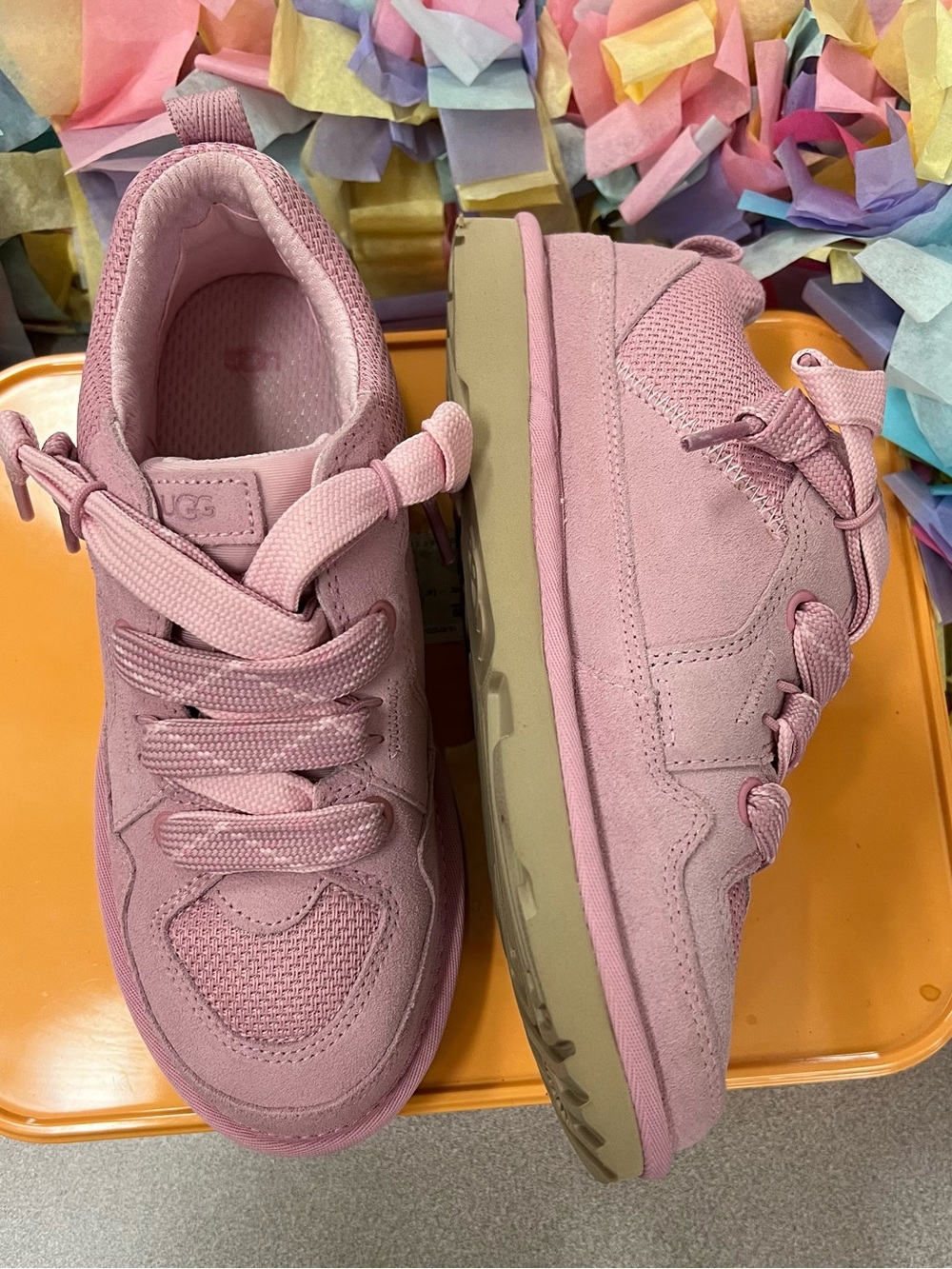 Ugg Women’s Sz 8 PINK Lowmel Sneakers - Picture 9 of 10